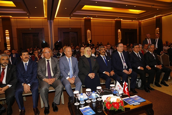 10. OHSAD Kurultayı Sağlığın Tüm Bileşenlerini Bir Araya Getirdi
