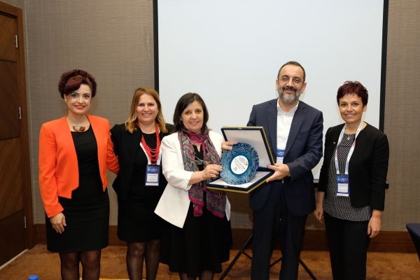 Hemşirelik Hizmetlerinin Değer Yaratmada Yeri ve Önemi Gündeme Geldi