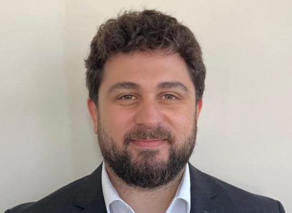 Dr. Eray Yaz