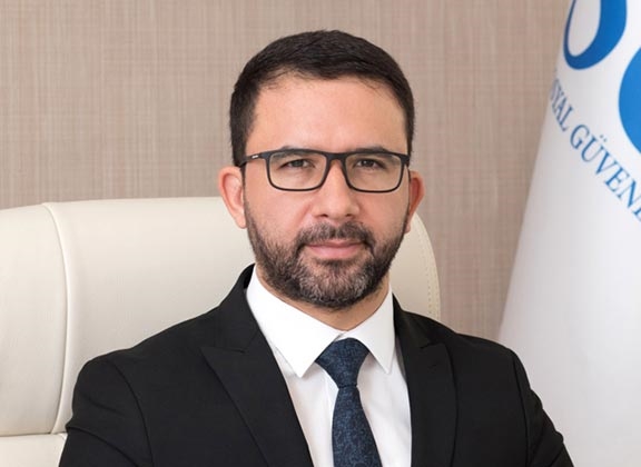 Doç. Dr. Eren Usul