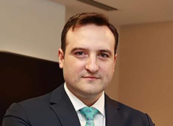 Dr. Özgür Sezer