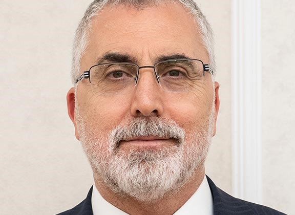 Prof. Dr. Vedat Işıkhan